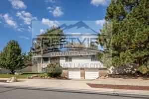 featured image of 1747 E Sugarloaf Dr