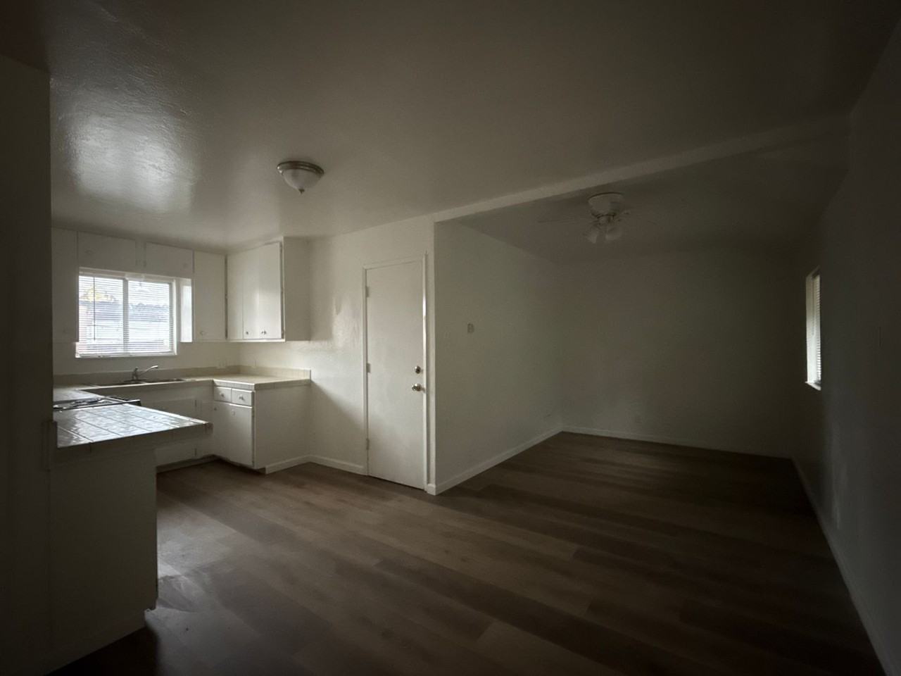 207 Flora Street - Photo 2 of 7