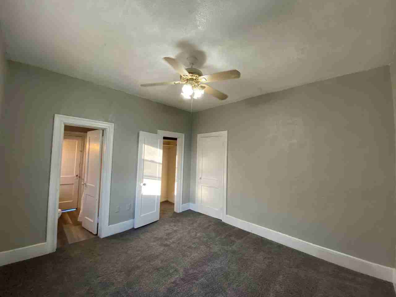 1405 West Maple Avenue - Photo 3 of 7