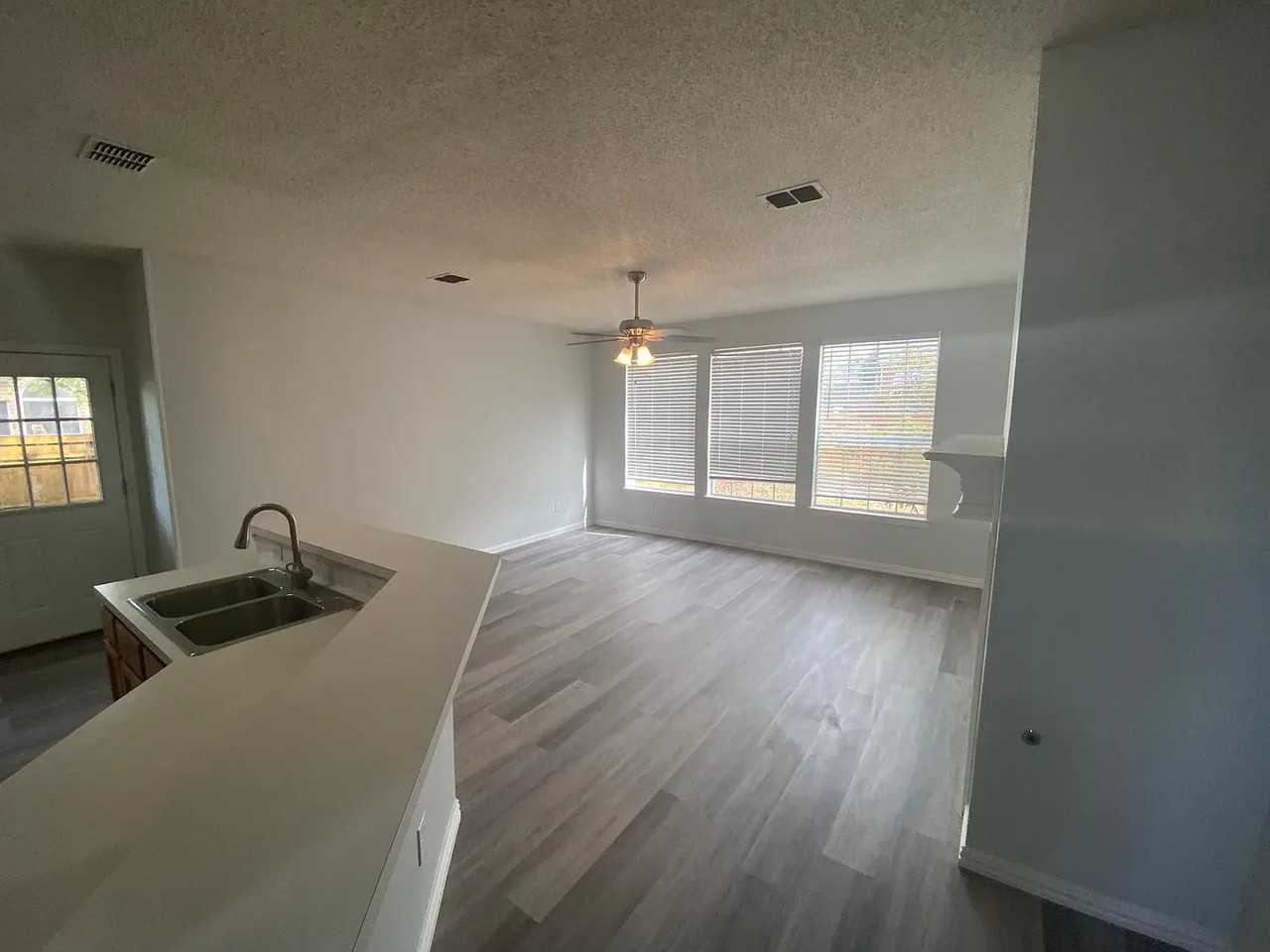 102 Bay Meadows Drive - Photo 5 of 11