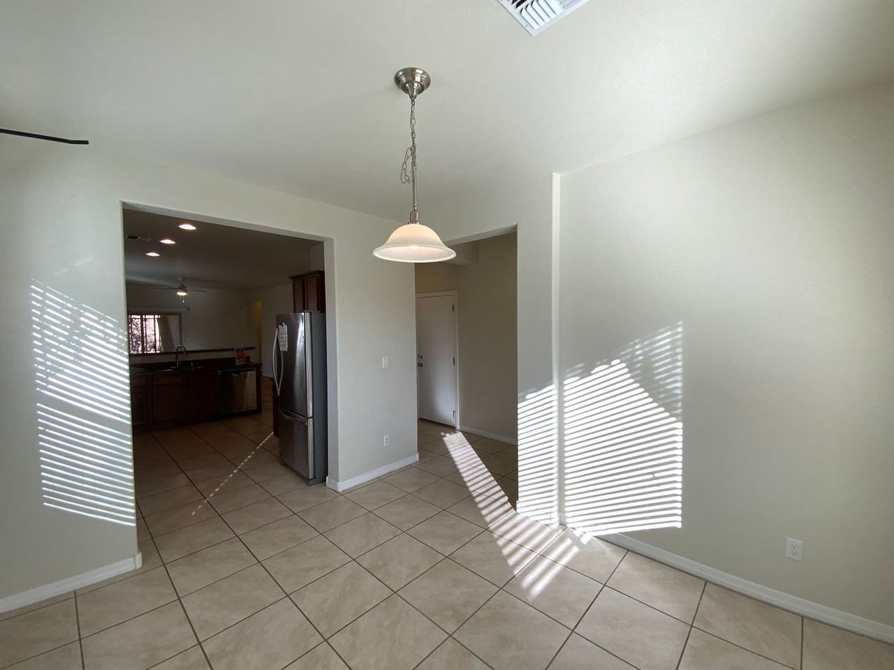 59 Las Ramblas Avenue Northwest - Photo 6 of 37