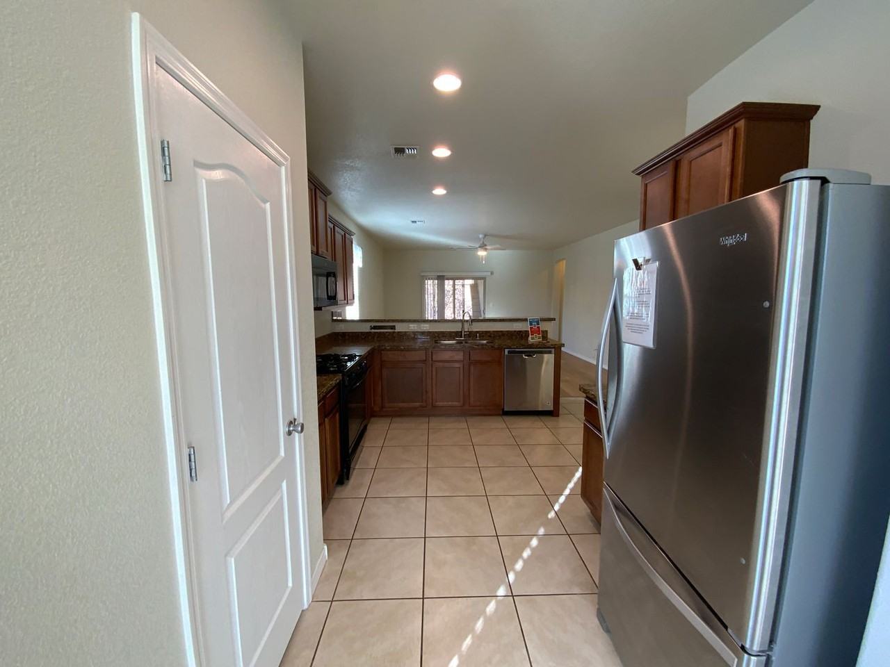 59 Las Ramblas Avenue Northwest - Photo 7 of 37