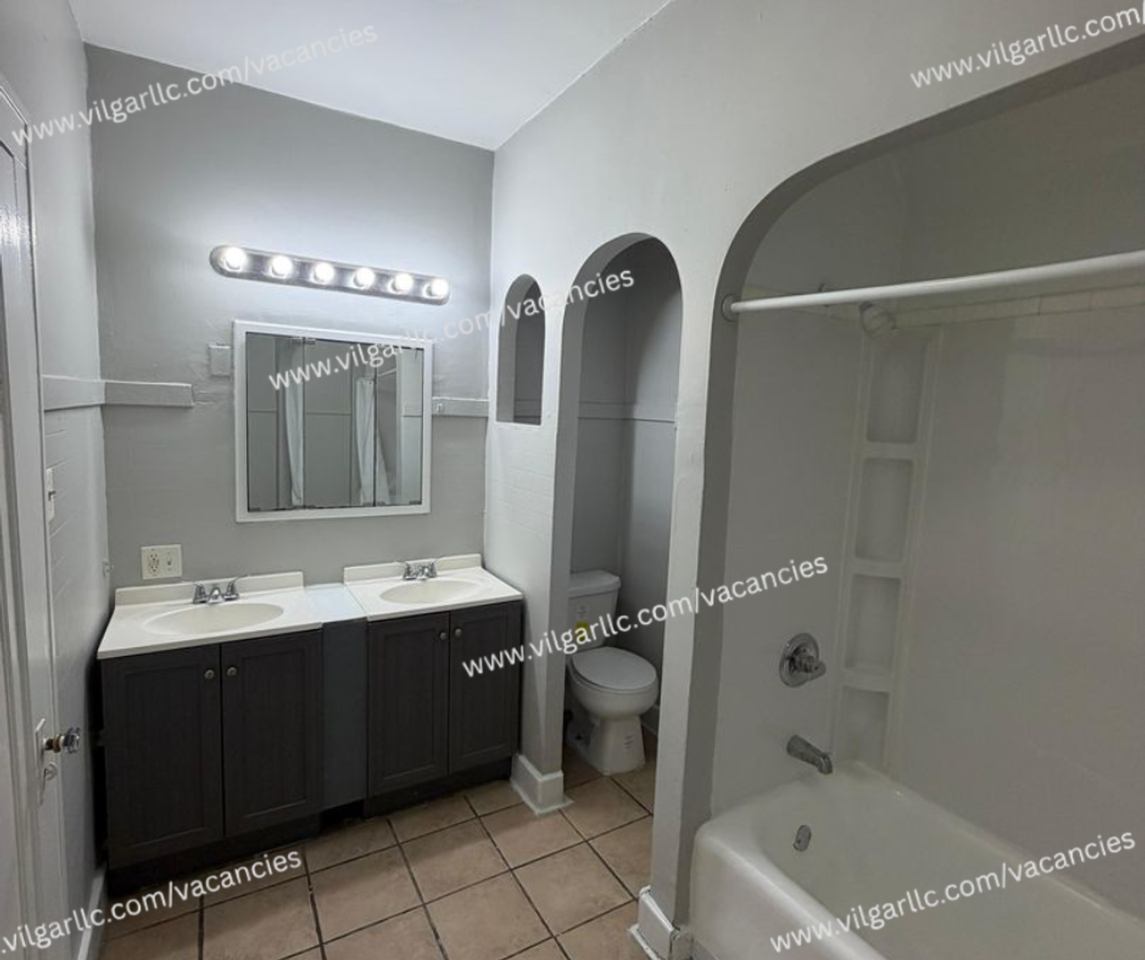 1305 Delaware Street - Photo 7 of 25