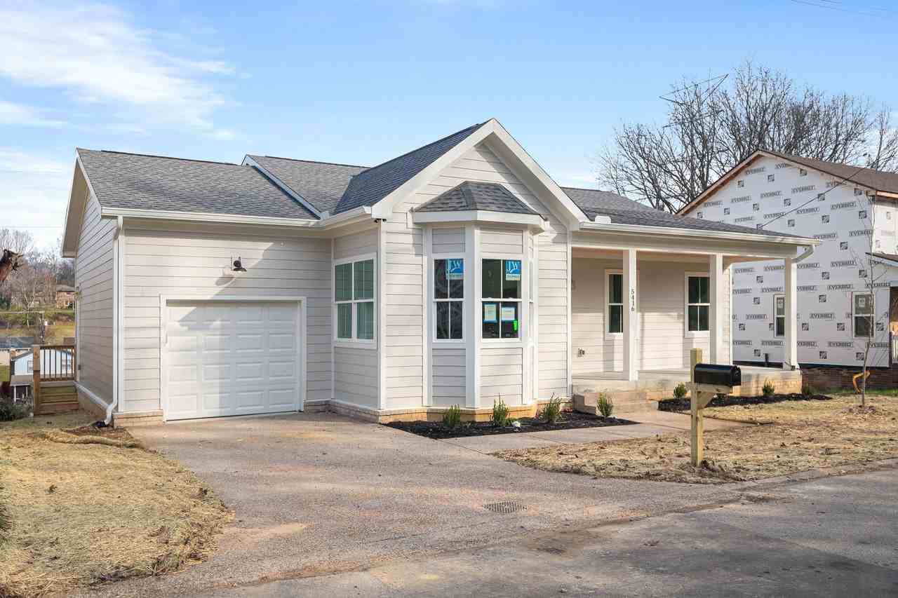 5416 Village Way - Photo 4 of 30