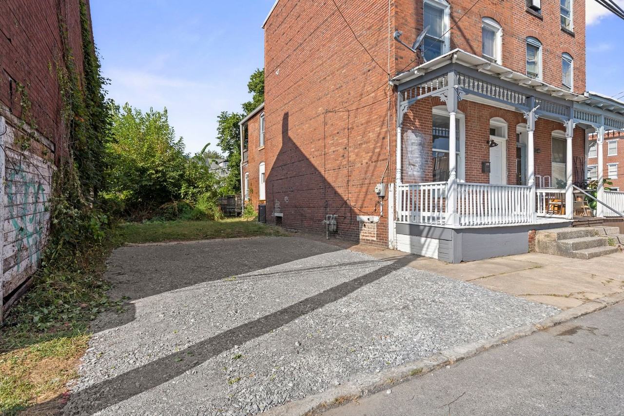 1330 Susquehanna Street - Photo 3 of 33