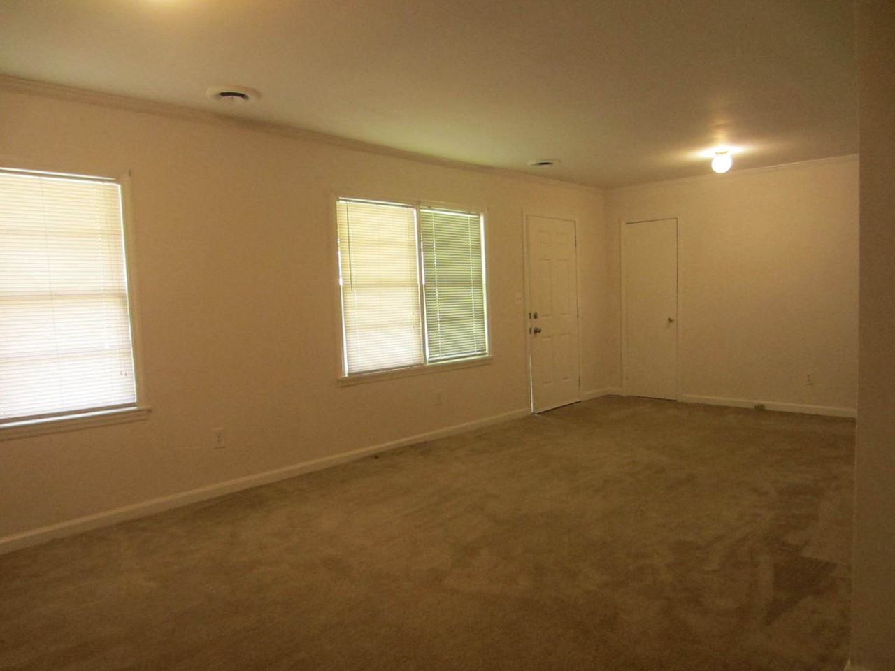 8159 Connally Drive - Photo 4 of 21