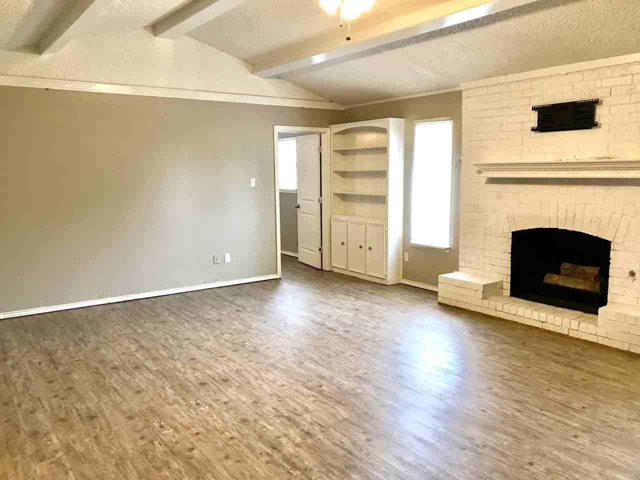 8606 Geneva Ave - Photo 4 of 15