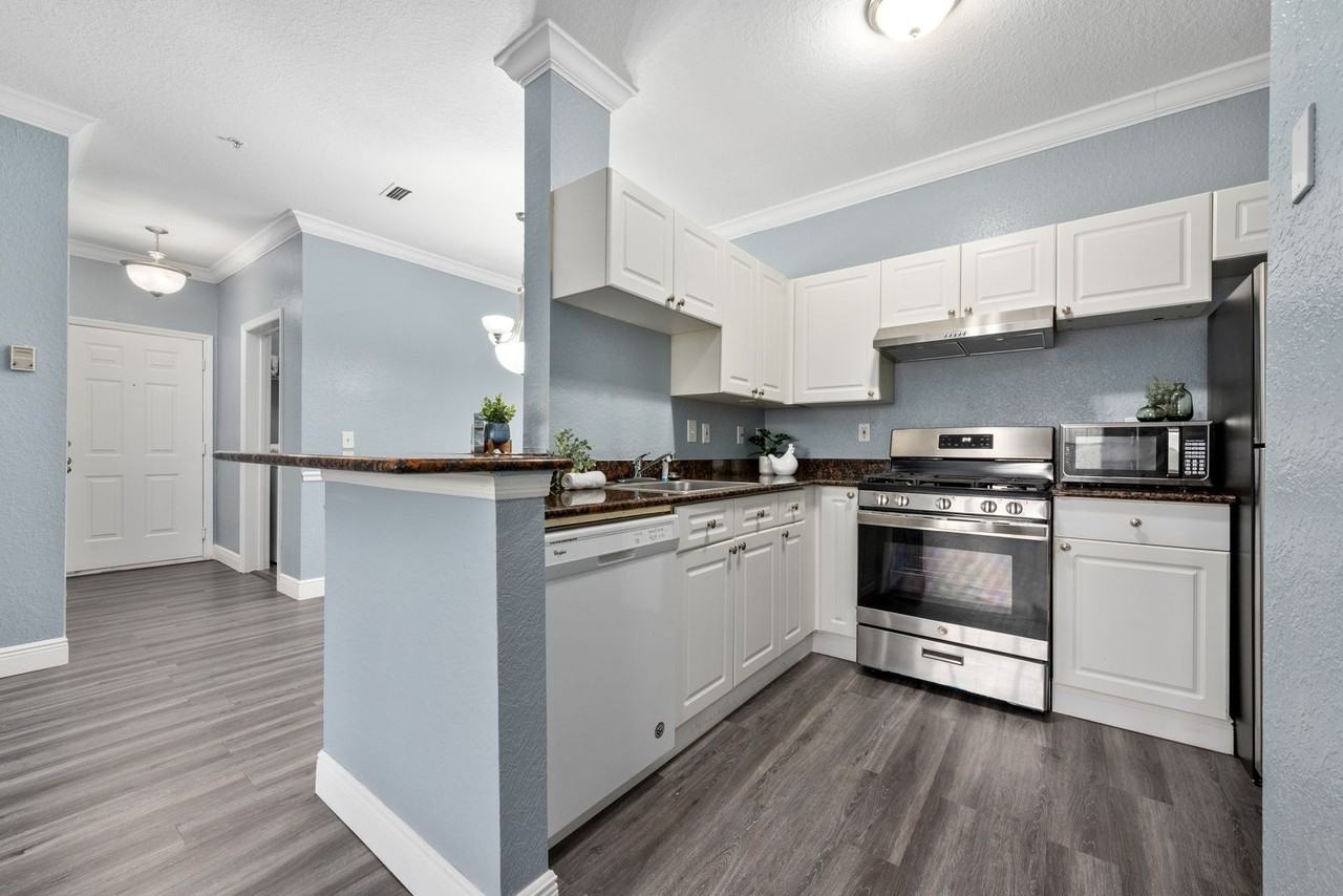 3349 Kirkman Road - Photo 7 of 26