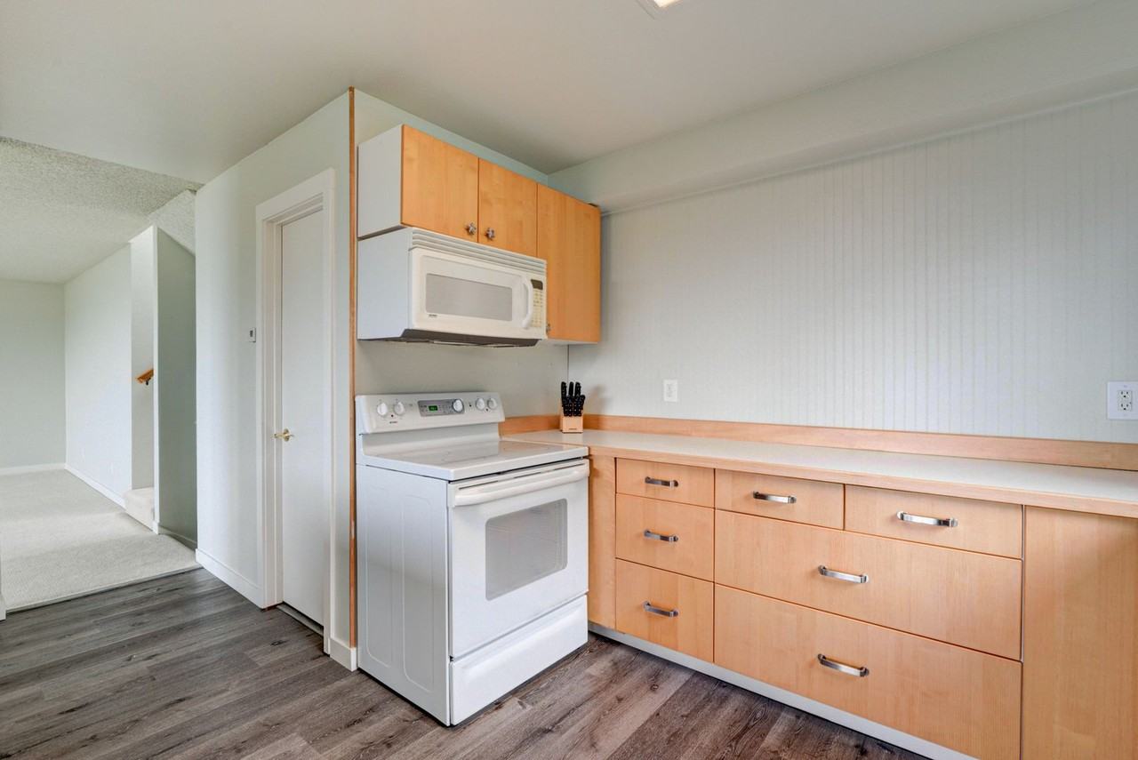 2285 West Beach Road #A - Photo 7 of 36