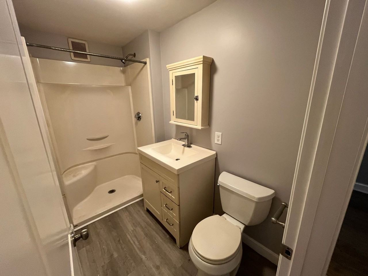 300 Washington Street - Photo 4 of 9