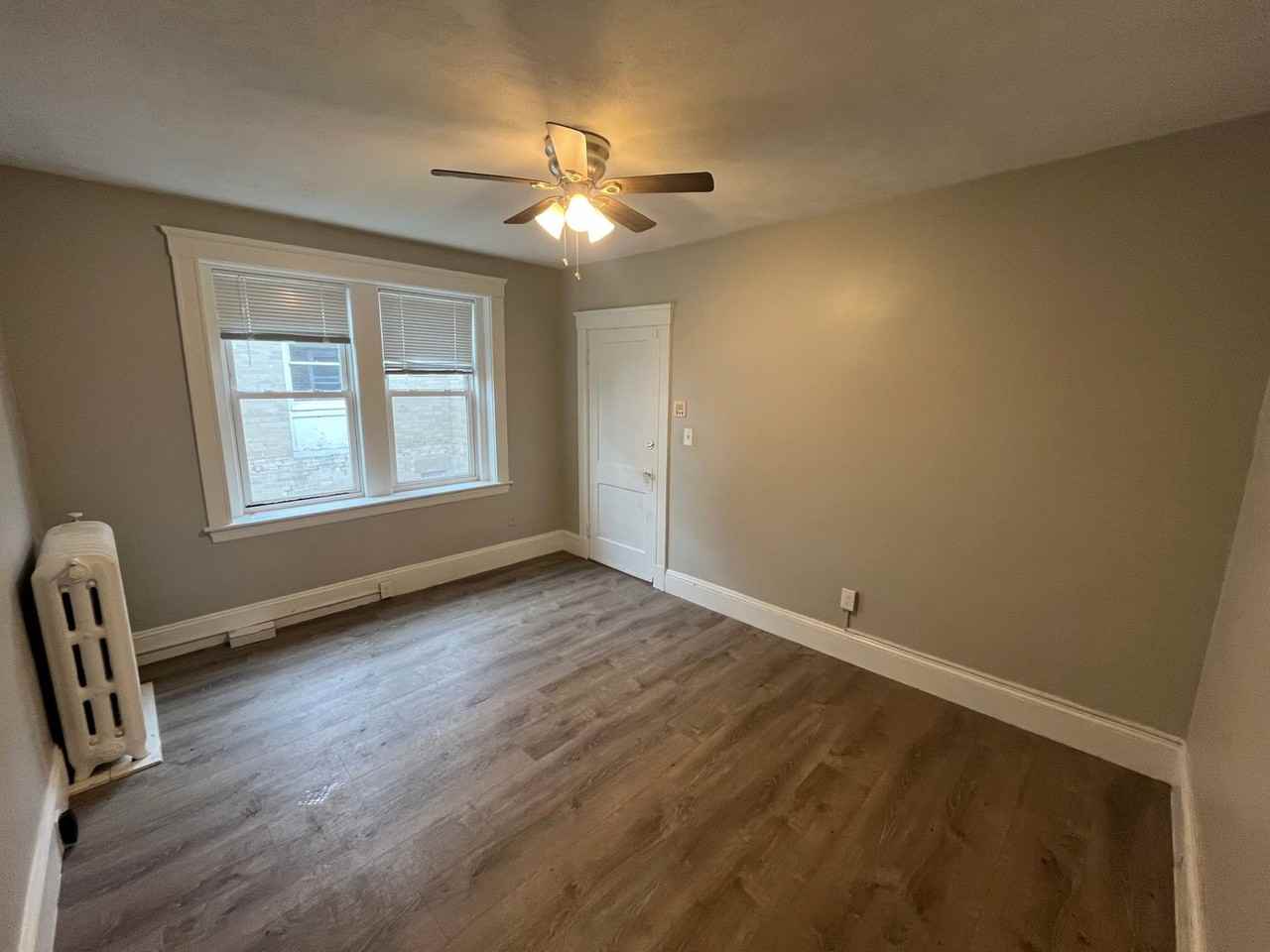 300 Washington Street - Photo 7 of 9