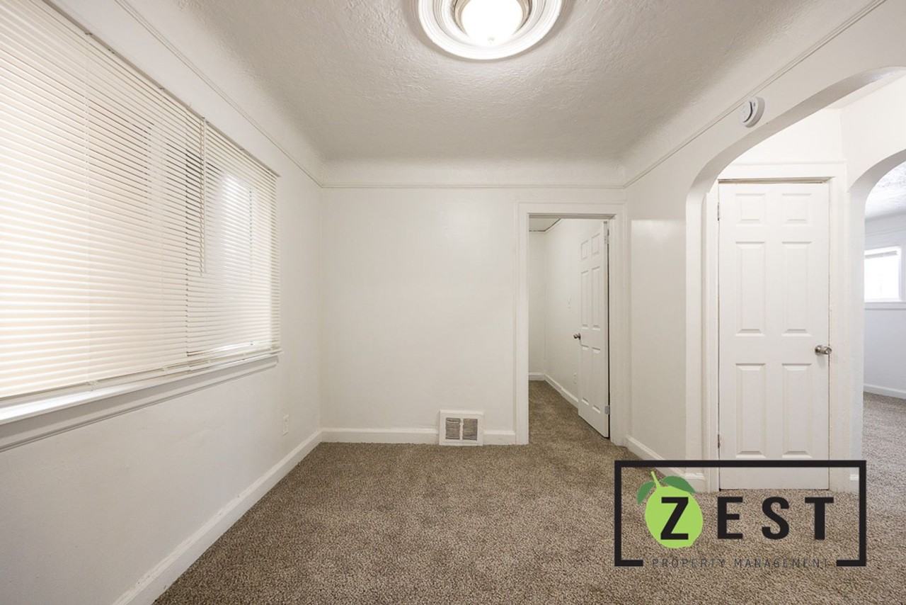 8250 Rosemont Avenue - Photo 7 of 23