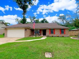 3149 Lakeside Villa Dr - Photo 1 of 1