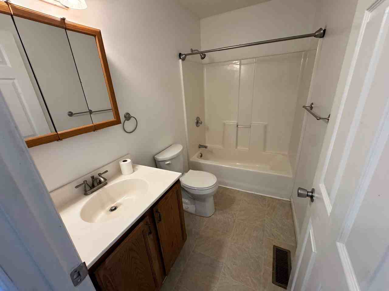 435 Hillside Drive #1 - Photo 6 of 8