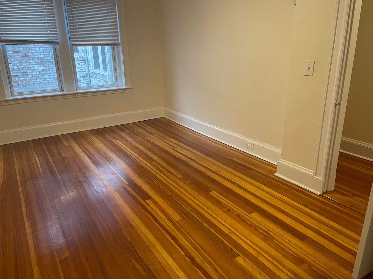 518 Cambridge Street - Photo 4 of 6