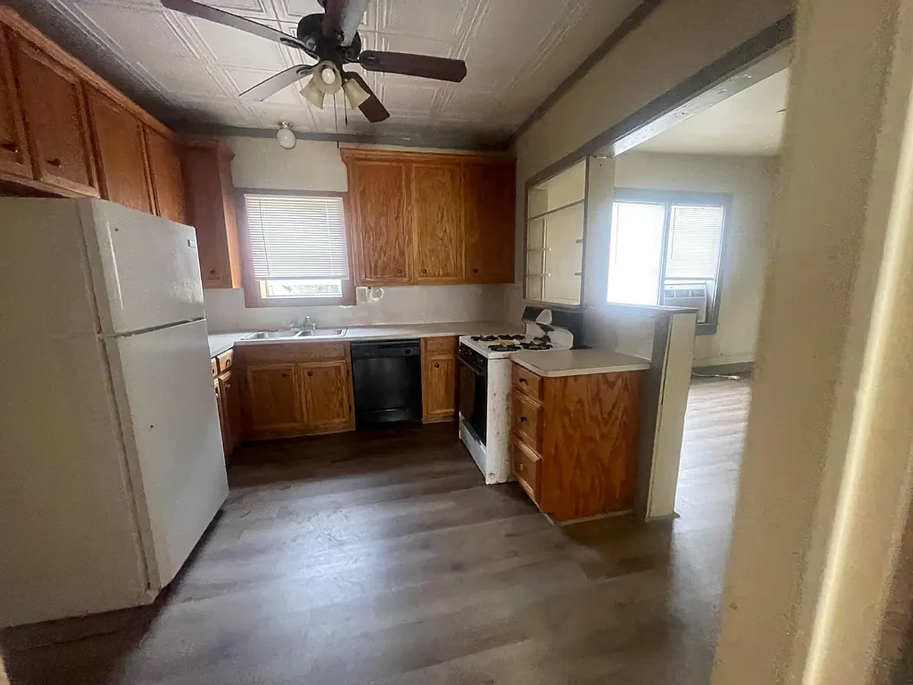 5115 North Main Street - Photo 3 of 7