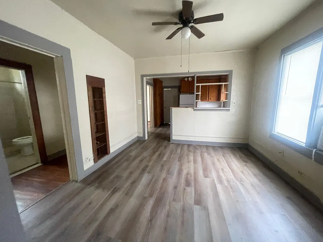 5115 North Main Street - Photo 5 of 7