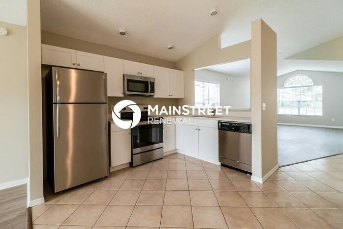 2826 Delcrest Court - Photo 5 of 16