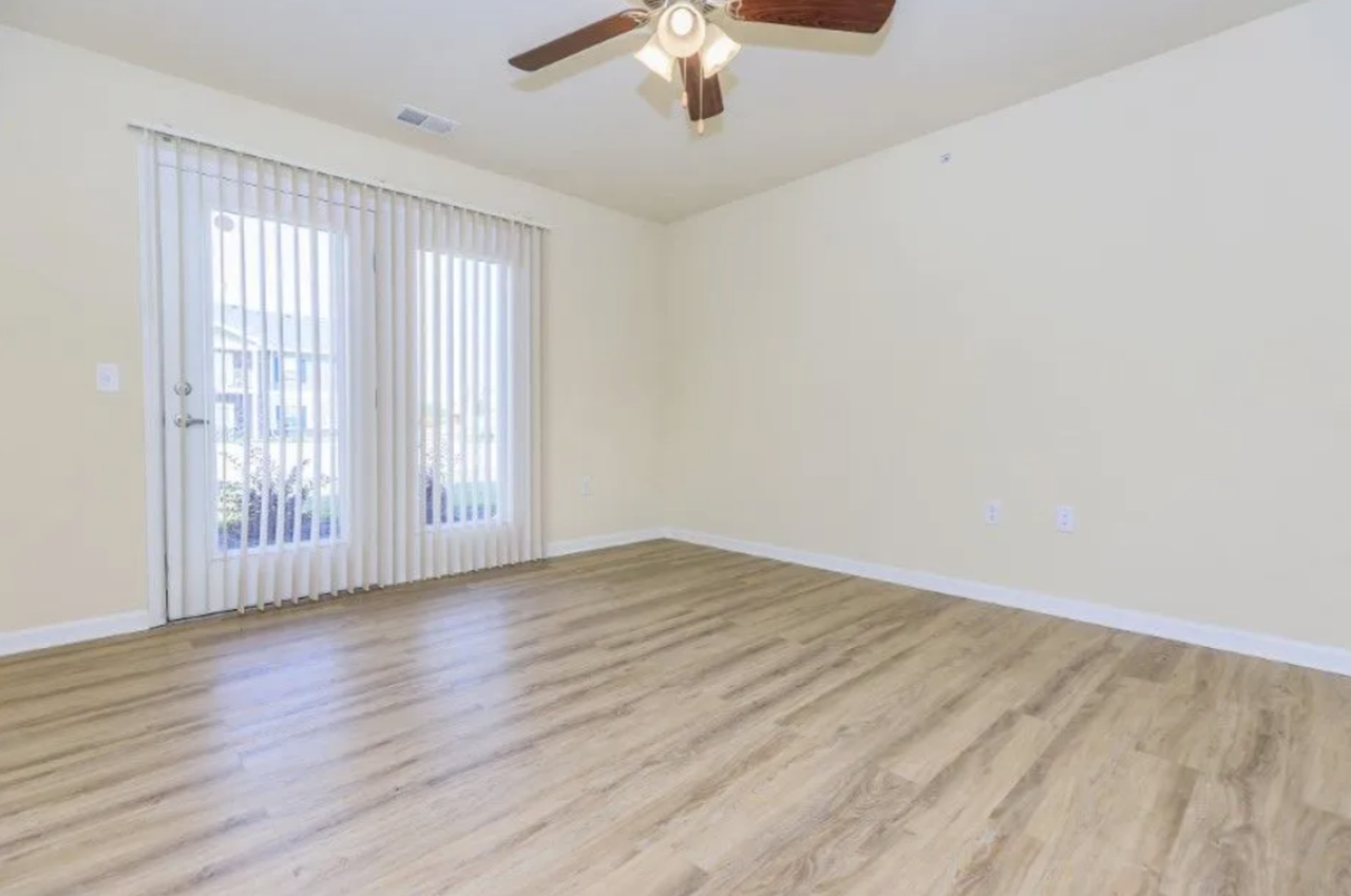 Sunridge Apartments - Photo 6 of 7