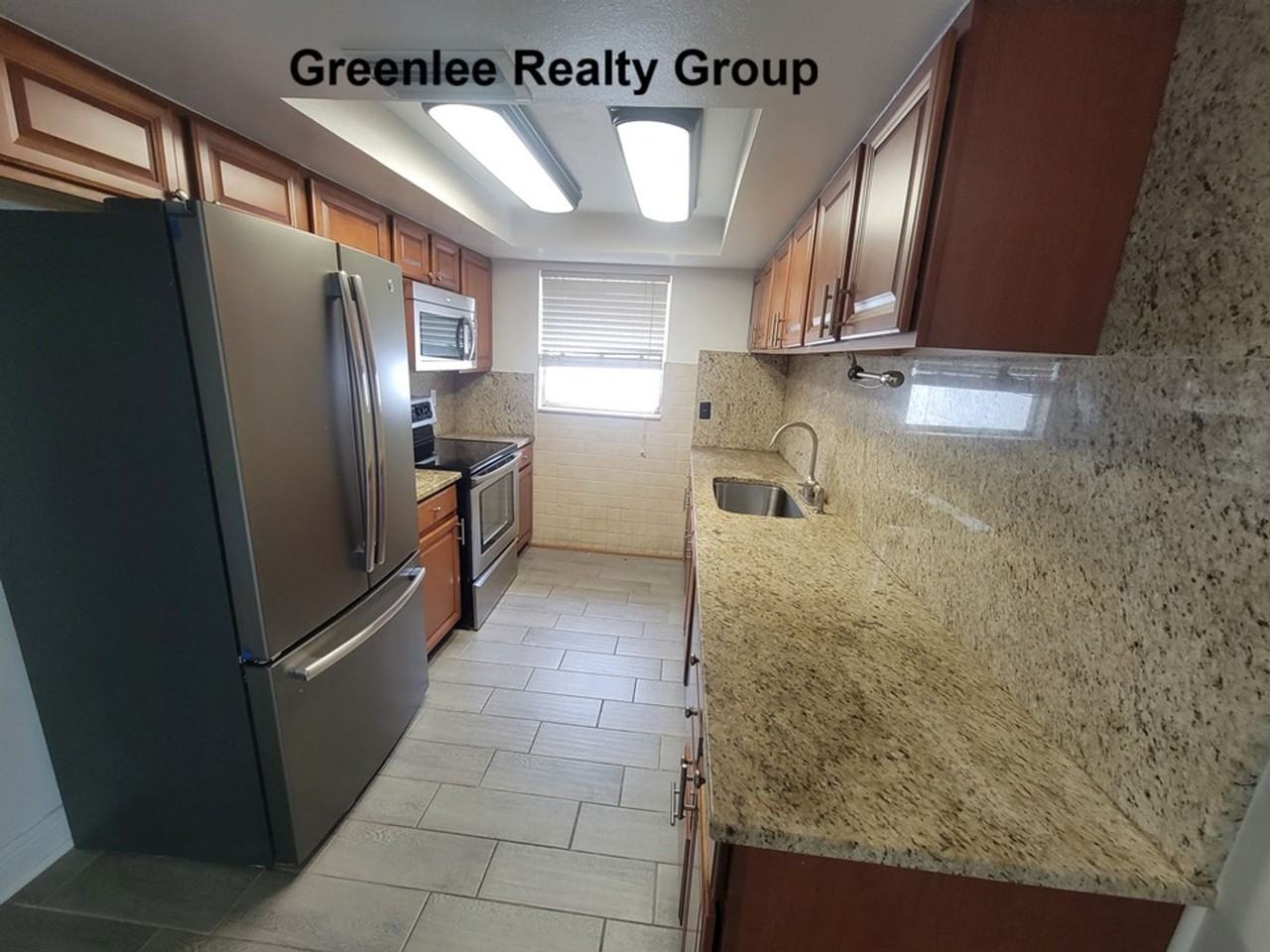 7730 Wicklow Street - Photo 7 of 20