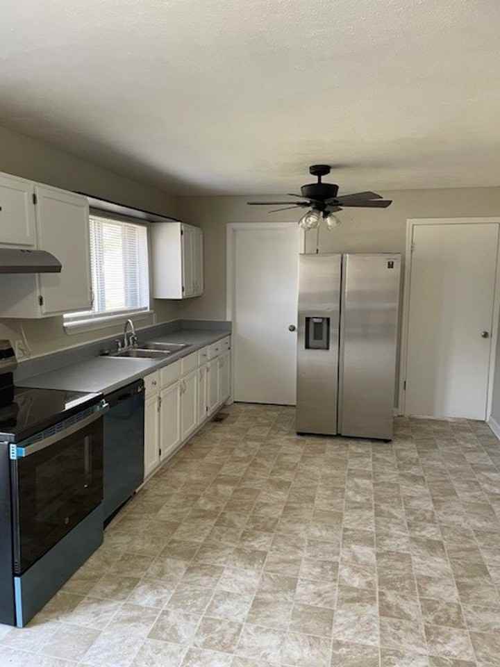 2104 Ollie Street - Photo 2 of 13