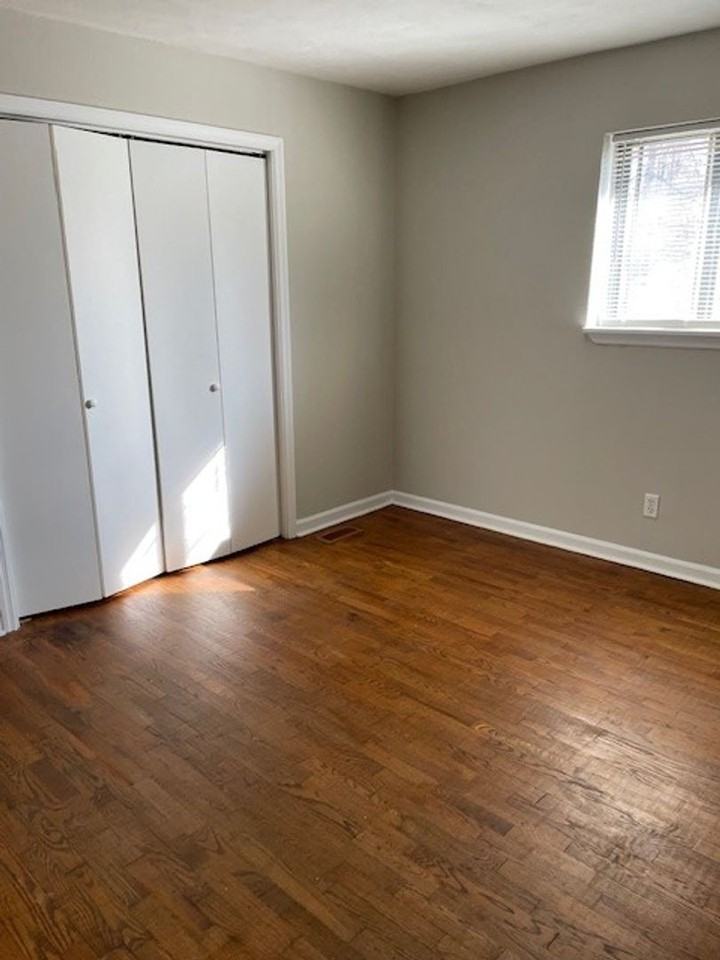 2104 Ollie Street - Photo 6 of 13