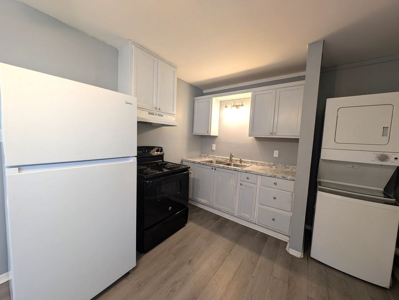 4737 Pineleaf Drive - Photo 3 of 18