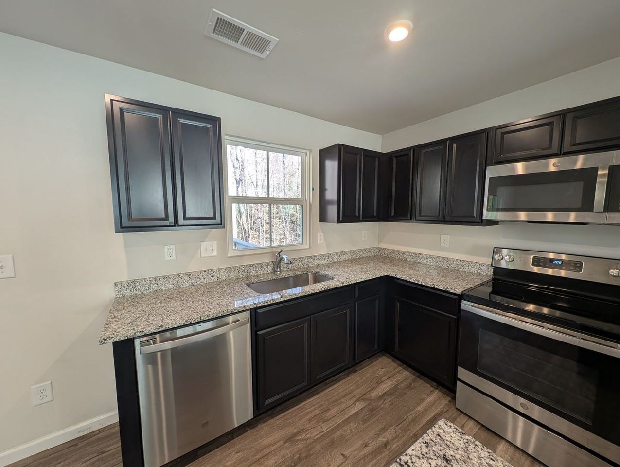 5020 Winding Jordan Ln - Photo 2 of 22