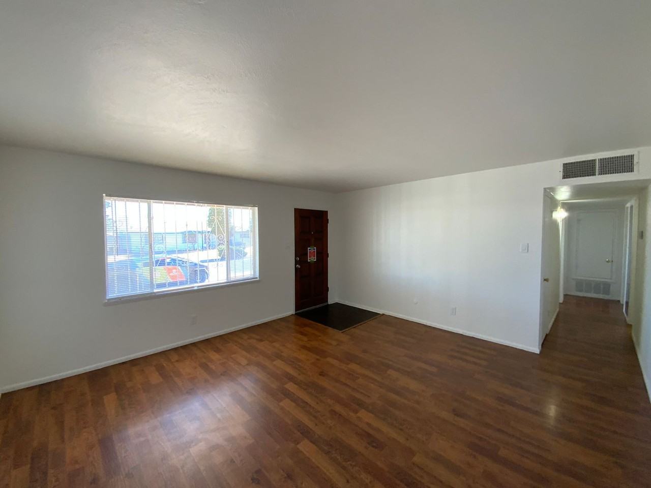 1509 Delgado Dr Sw - Photo 4 of 31