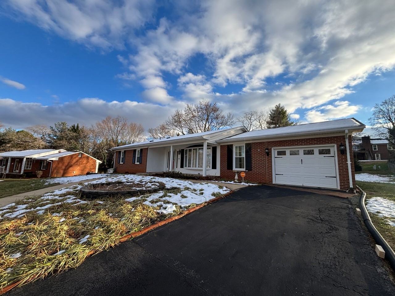 136 Grimes Street - Photo 4 of 50