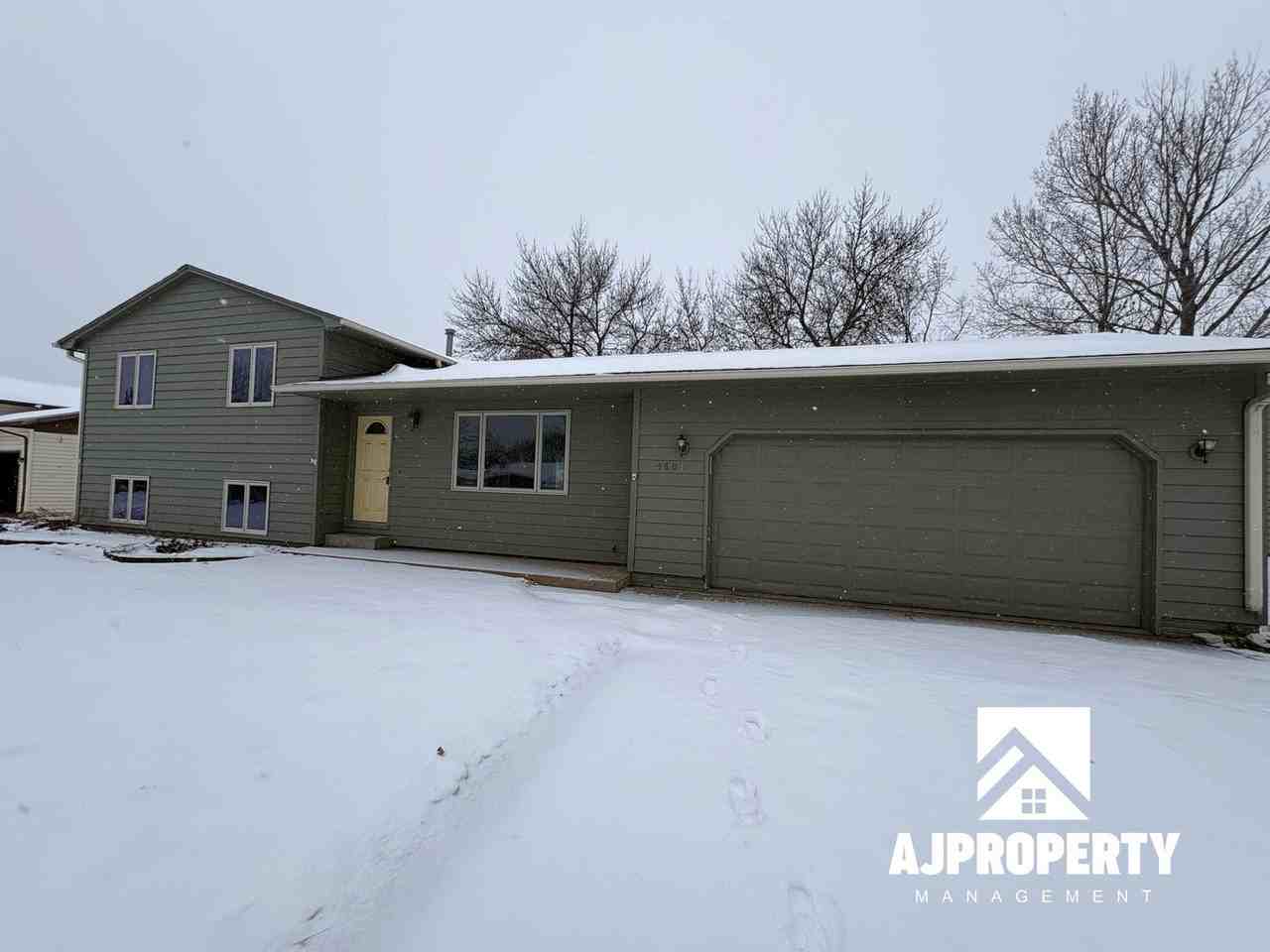 5801 West Coughran Court - Photo 2 of 22