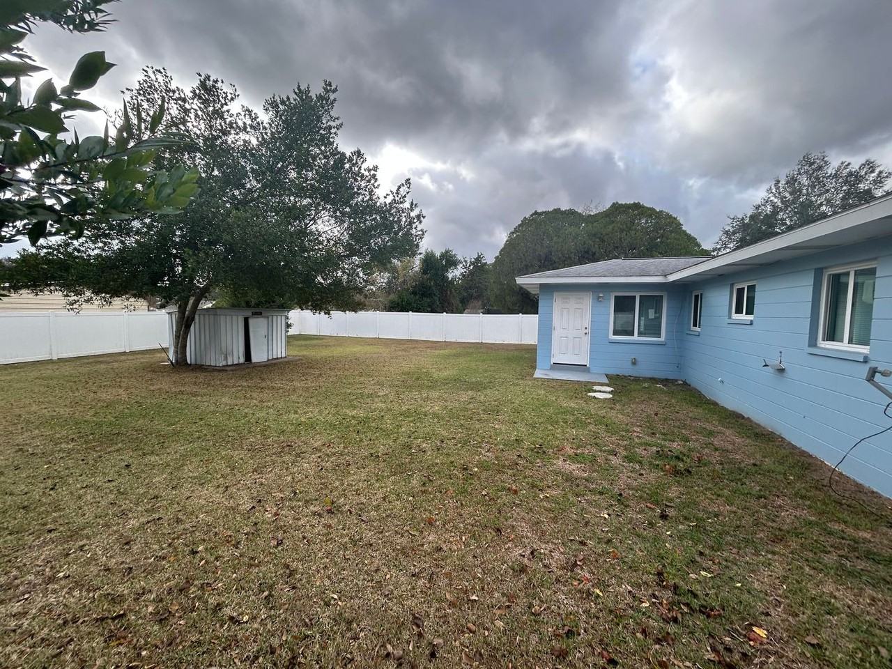 21570 Sw Raintree St - Photo 2 of 27