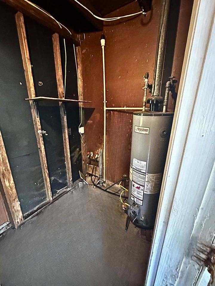 125 Rosewood Drive - Photo 5 of 18