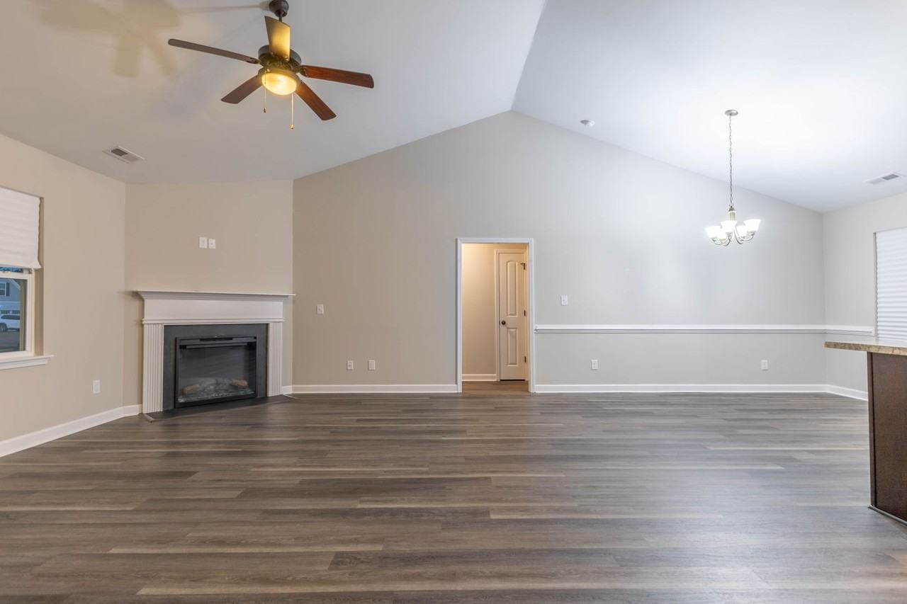 270 Breakwater Drive - Photo 6 of 30