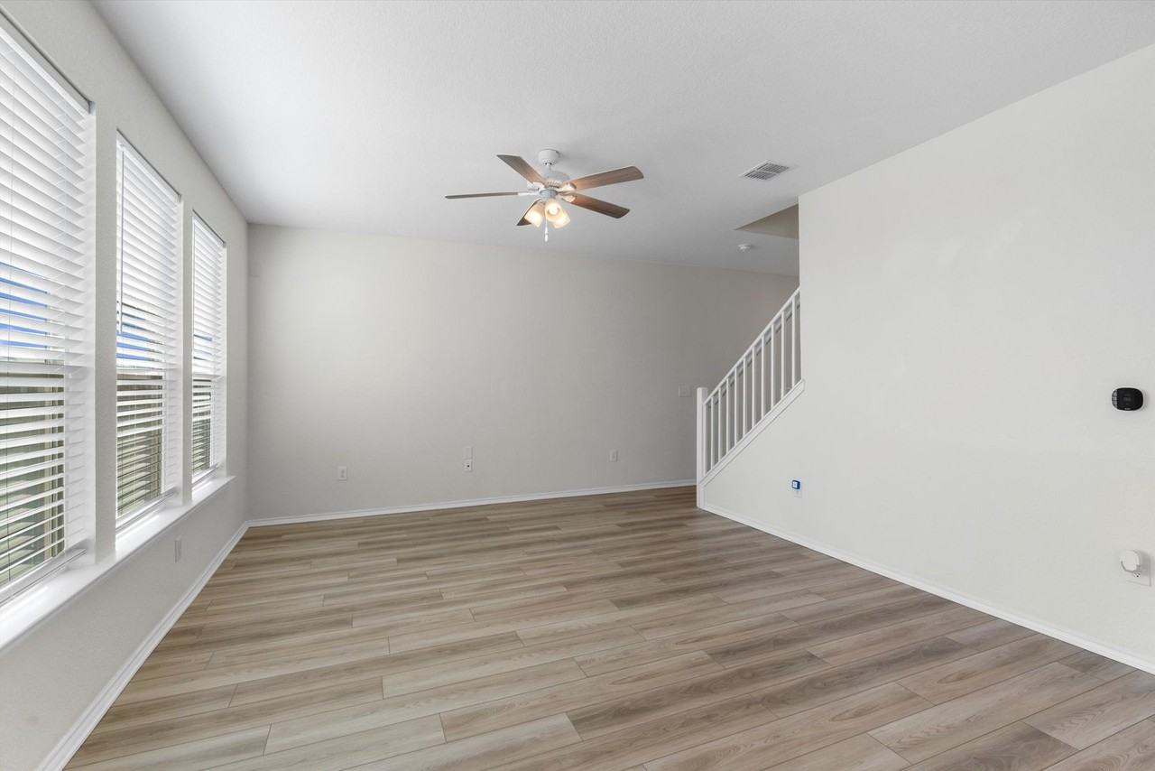 7705 Song Sparrow Drive - Photo 5 of 28