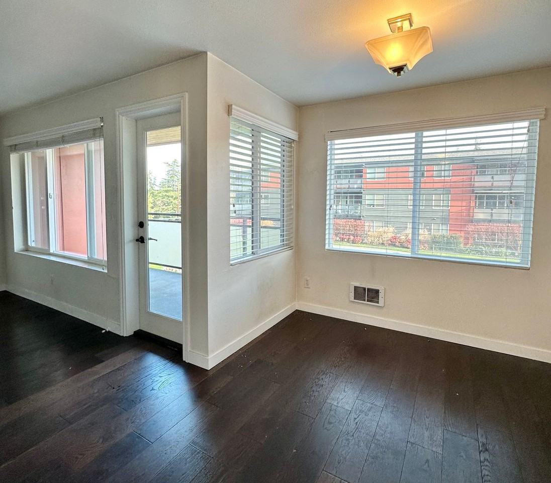 5818 Northeast 70th Street #A210 - Photo 4 of 16