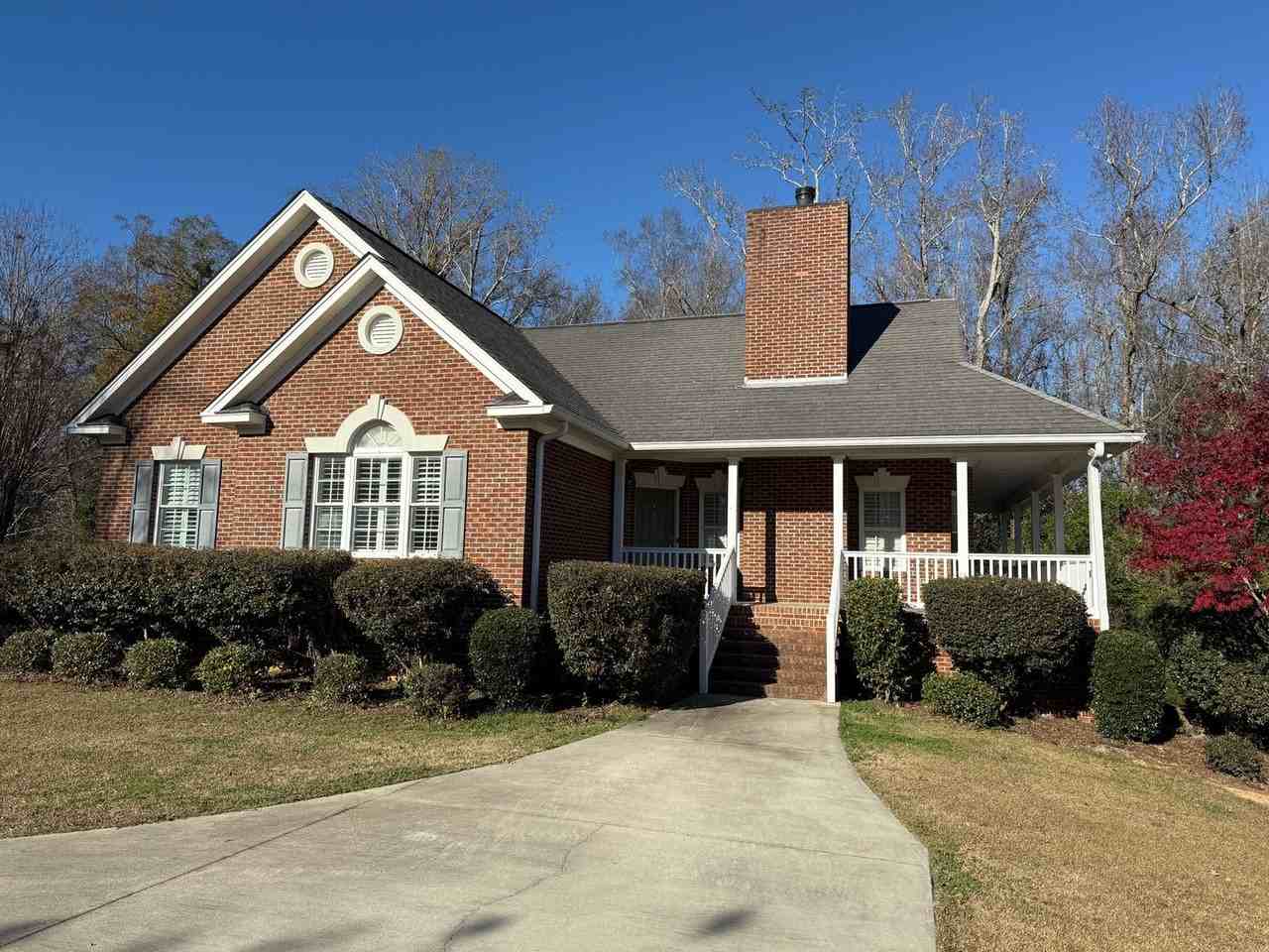 105 Roberts Street - Photo 2 of 34