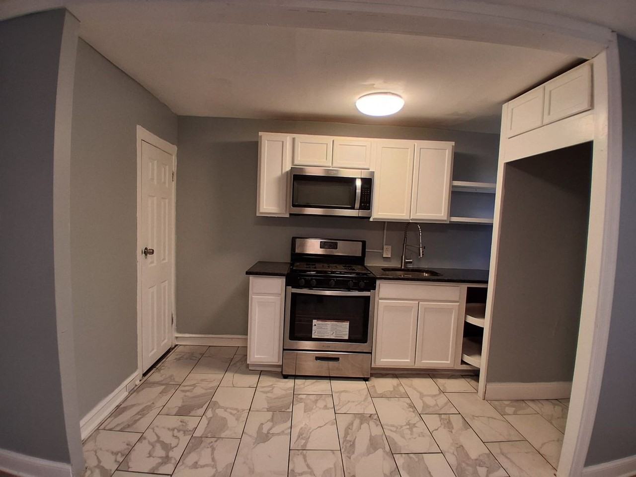 112 North 7th Street - Photo 4 of 13