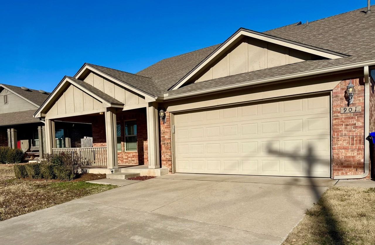 901 Blue Fish Road - Photo 2 of 25