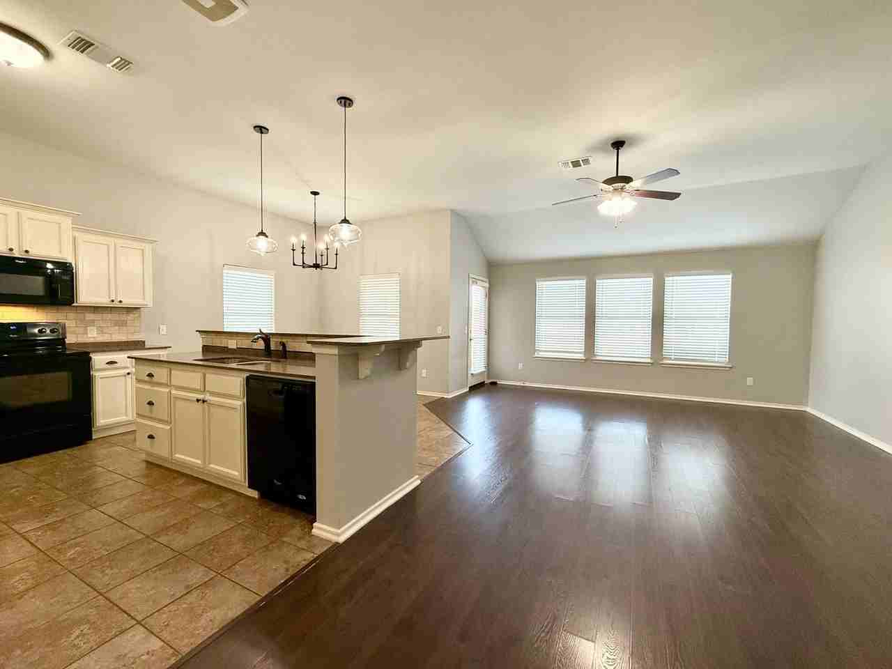 901 Blue Fish Road - Photo 6 of 25