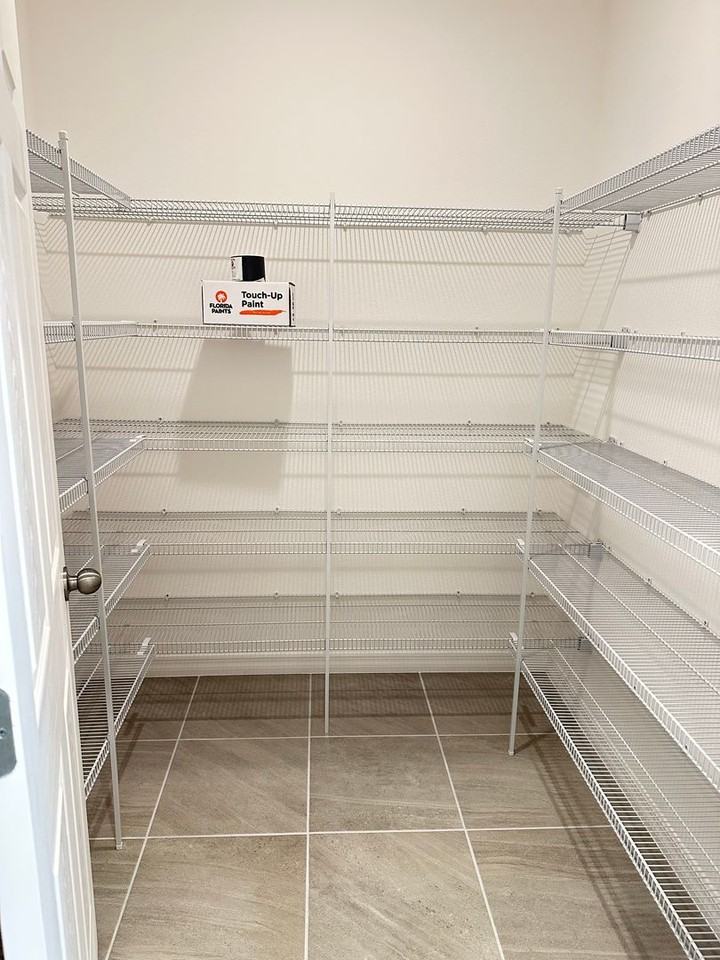 5850 Ali Grace Drive - Photo 6 of 30