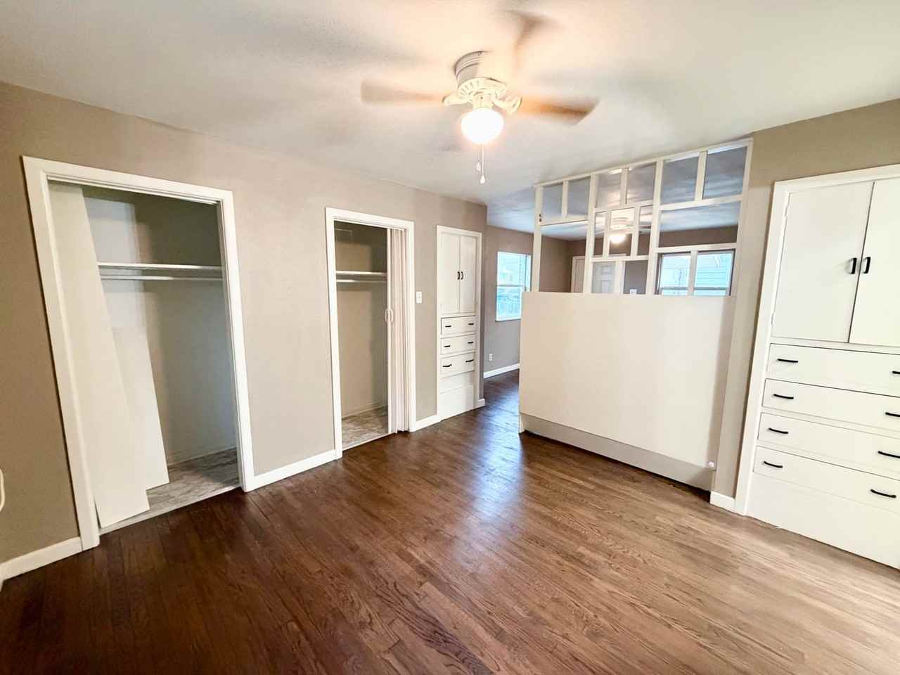 2006 Gorman Avenue - Photo 6 of 10