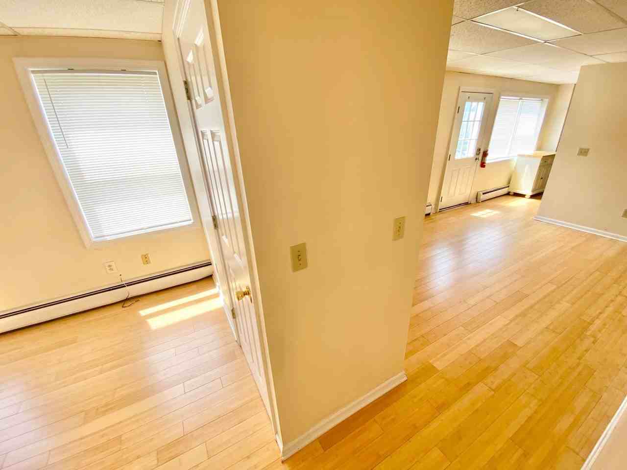 61 North Winooski Avenue - Photo 5 of 16
