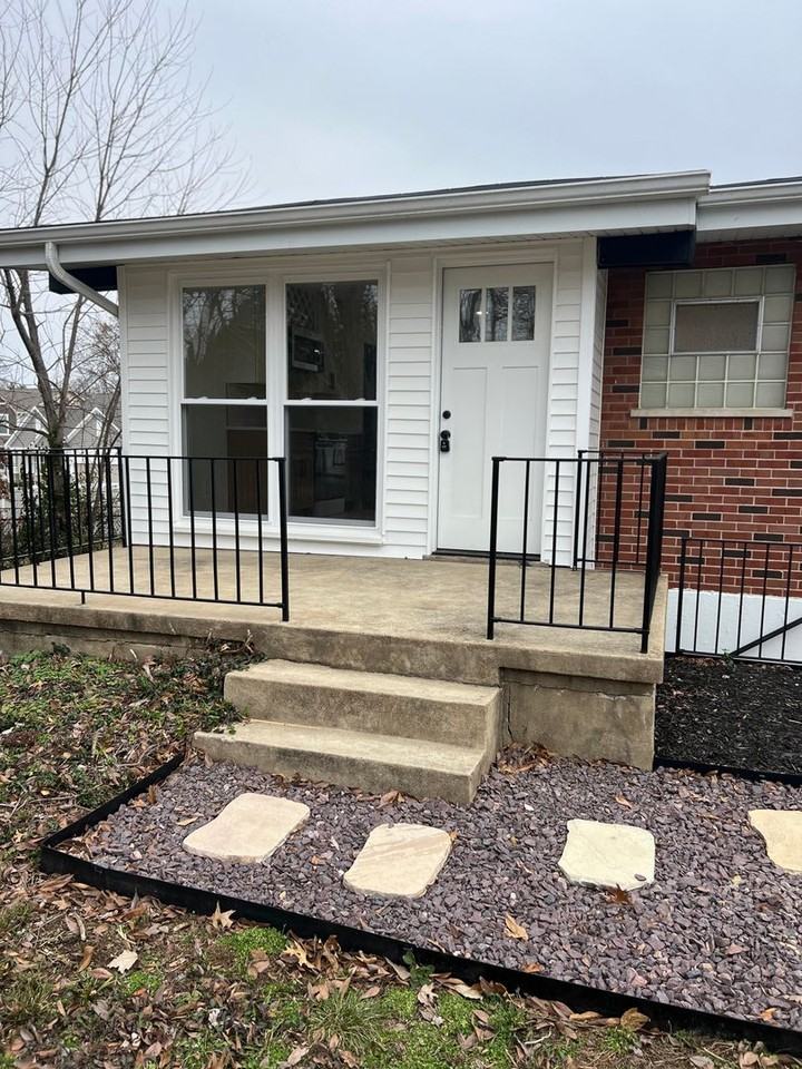 1120 Gilbert Avenue - Photo 2 of 33