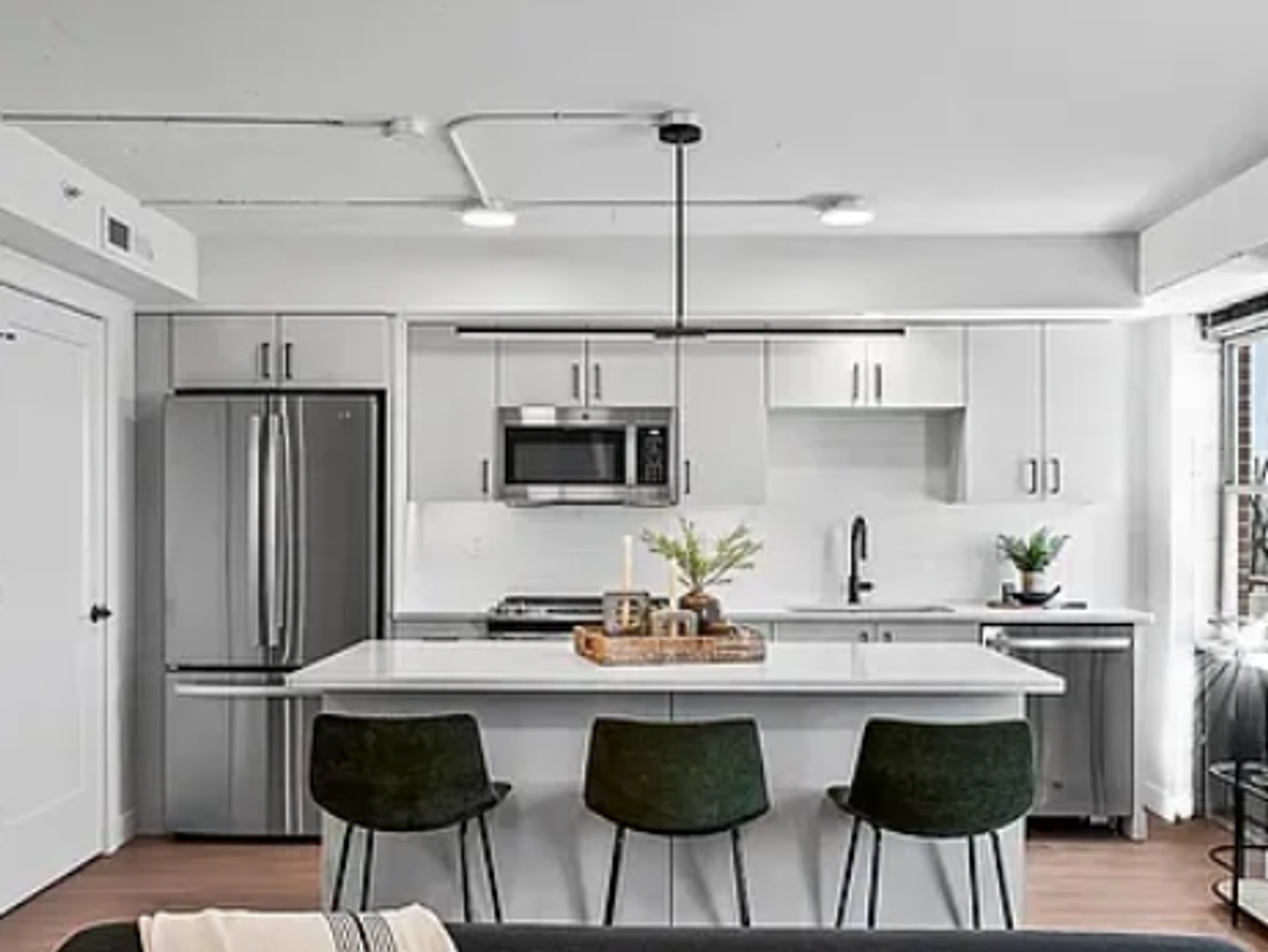 1700 North Manhattan Avenue - Photo 2 of 12