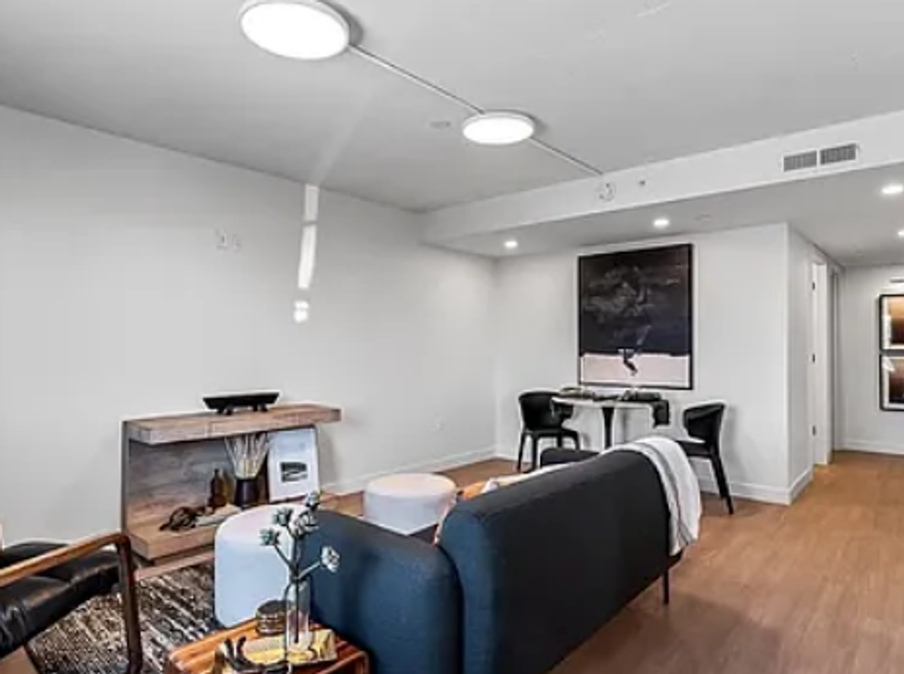 1700 North Manhattan Avenue - Photo 3 of 12