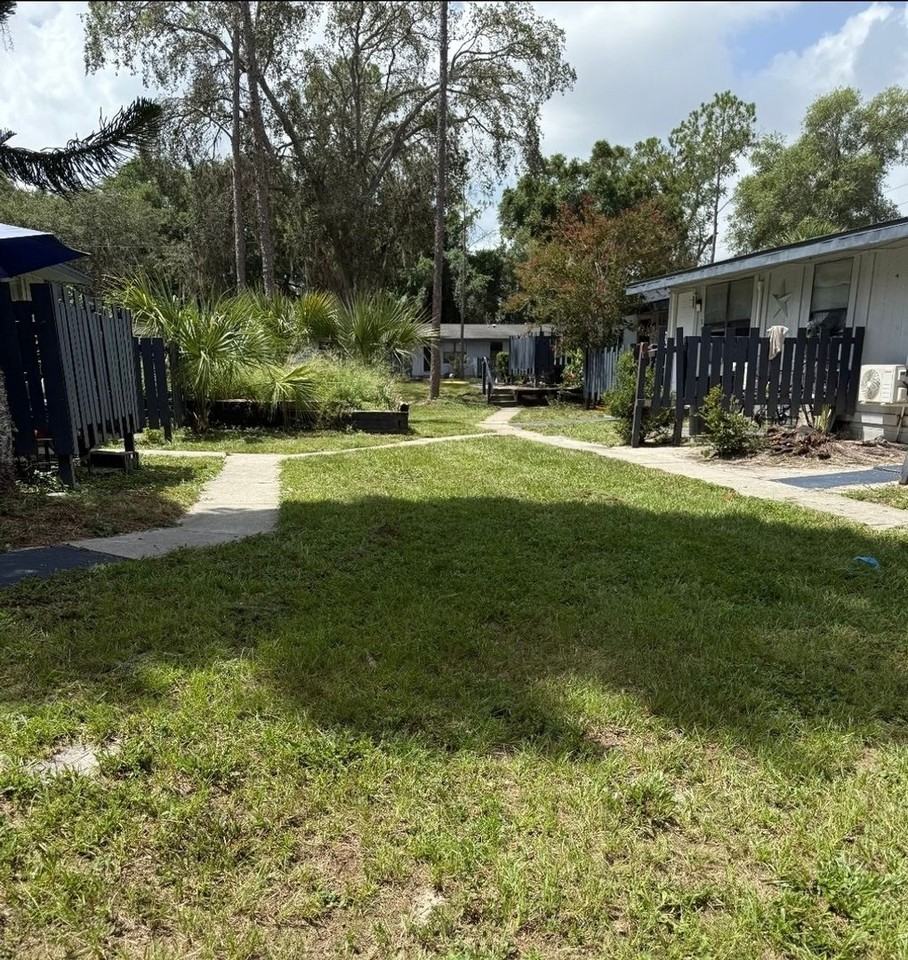 4731 Pine Hills Road - Photo 5 of 11