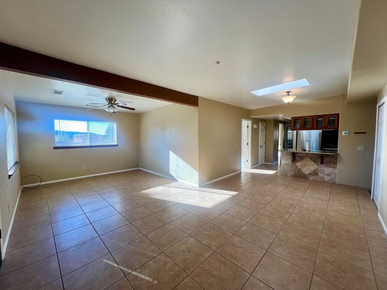 130 Canyon Circle Dr #3 - Photo 5 of 27