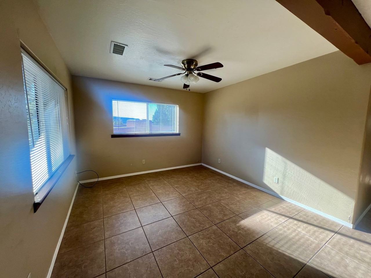 130 Canyon Circle Dr #3 - Photo 7 of 27