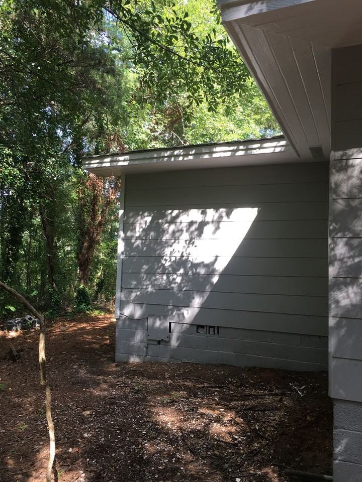 423 Wilshire Road Northeast - Photo 6 of 27